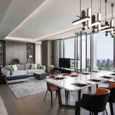 Courtyard by Marriott Chengdu South Rooms