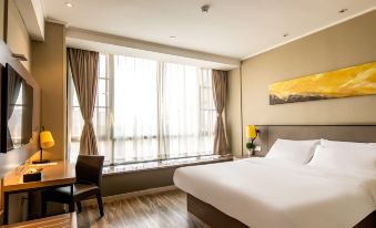Homeinn Plus Hotel