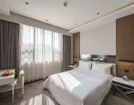 Rezen Select Hotels near Shenzhenshi Hezheng Art Museum
