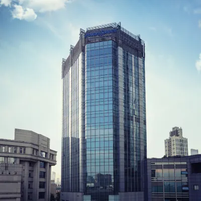 Howard Johnson Huaihai Hotel Shanghai Hotels near iapm mall