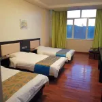 Damaoqi Aishangke Express Theme Hotel