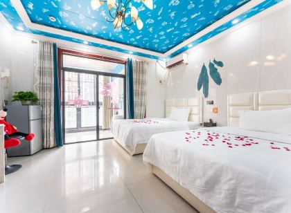 Xinju Apartment (Wuhan Station Happy Valley Branch)