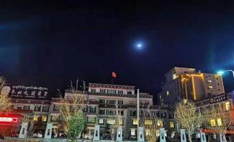 Xiangqu Garden Hotel