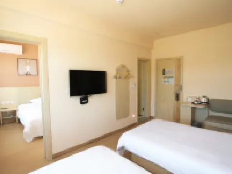 Grace Inn Ginza (Pingyin Huangshi Street Rose Industry Base) Hotels in Pingyin