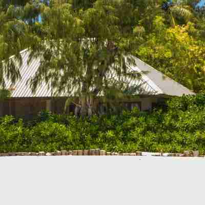 Denis Private Island Seychelles Hotel Exterior