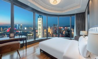 Harmony Oasis Hotel( Chongqing Jiefangbei Pedestrian Street Hongyadong Branch)