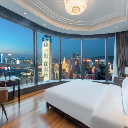 Harmony Oasis Hotel（ Chongqing Jiefangbei Pedestrian Street Hongyadong Branch）