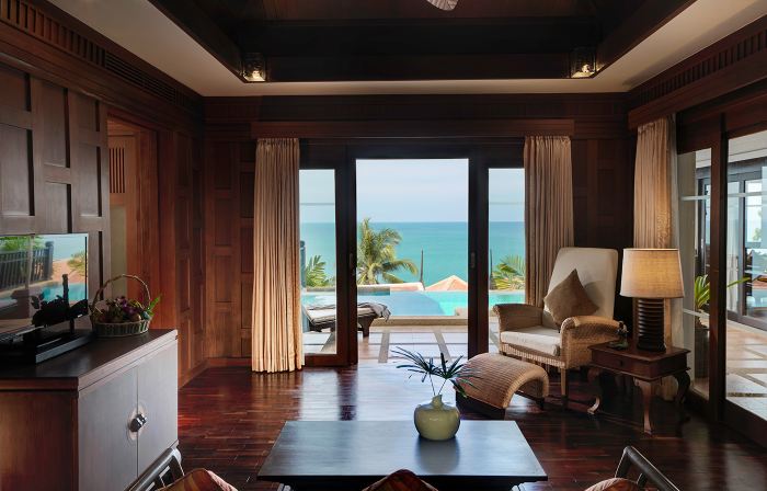 Rawi Warin Resort and Spa