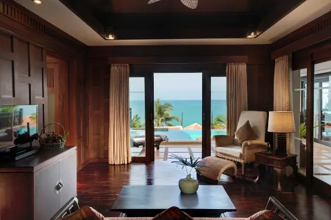 Rawi Warin Resort and Spa