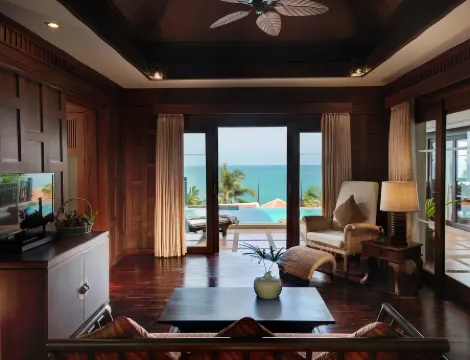 Rawi Warin Resort and Spa