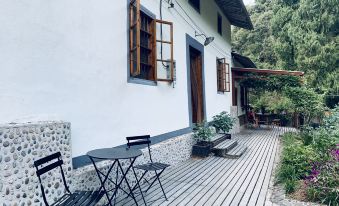 Village Life Guesthouse