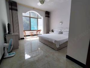 Huaxigu Huibinlou B&B