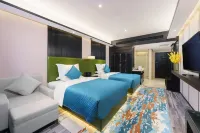 Bestow Hotel (Aolong Square of Urumqi Railway Bureau) Hotels near Yema Ancient Ecological Park