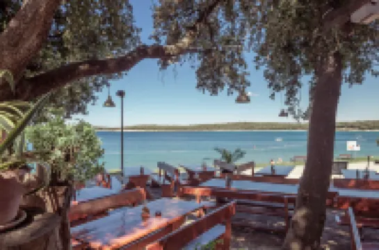 Camping Homes Mon Perin