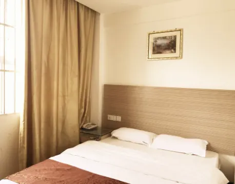 Xizhan Express Hotel Отели рядом с достопримечательностью «Nanning College for Vocational Technology»