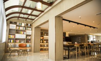 HanTing Premium Hotel (Dandong Pedestrian Street)