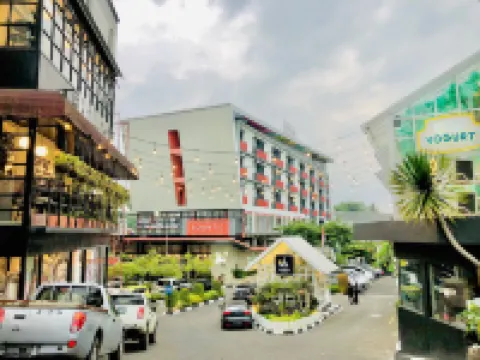 The Bountie Hotel & Convention Centre Hotel a Cikole