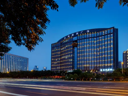 Noble International Hotel Отели рядом с достопримечательностью «Henan Police College (Longzihu East Road)»