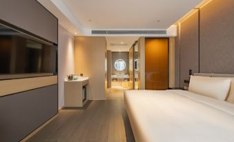 Shanghai Pudong Caolu Subway Atour Hotel