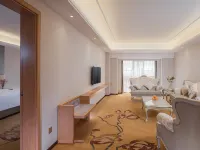 Vienna International Hotel (Guiyang Qingzhen Gaoyuan Mingzhu Junyueguoji)