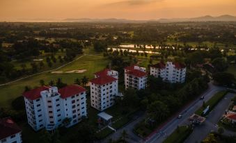 Seastar Hotel and Service Apartment