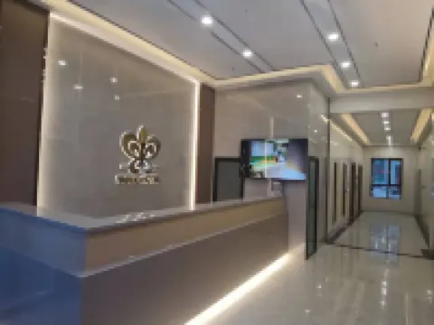 雅朵輕居酒店（五原金橋華府店） 五原酒店