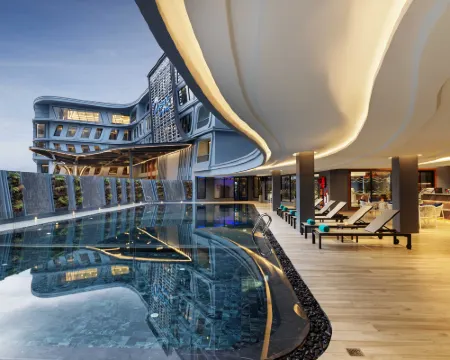 The Oceanic Sportel Phuket Hotels in Phuket