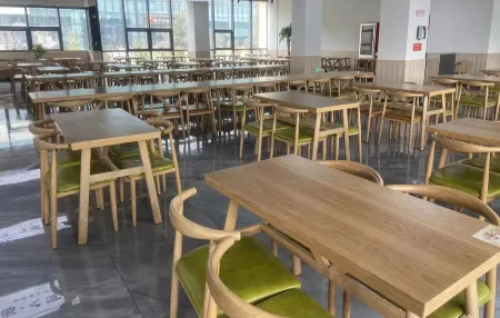 Lavande Hotel (Dezhou Qihe Economic Development Zone) Отели в г. Цихэсянь