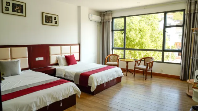 Taining Yixiange Inn