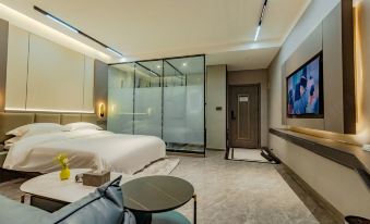 Lavande Light Luxury Hotel (Luzhou Shuangyong Road)