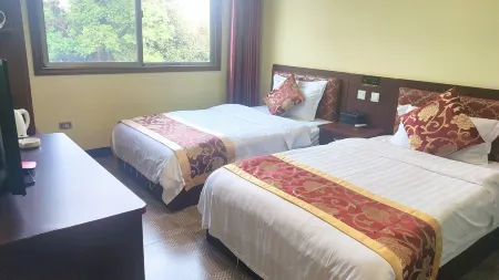 Anshun Xiangju Hotel Отели рядом с достопримечательностью «Guizhou Electron Technology Vocational College»