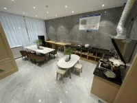 TAIHE JINGYI HOTEL Hotels in Fengqing County