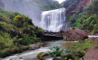 Chishui Waterfall Apartment
