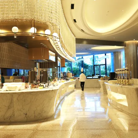 Zhejiang Radio and Television Mingdu Hotel Отели рядом с достопримечательностью «Река Фучуньцзян»