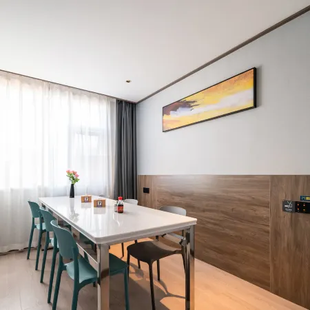 7Days Inn Hotel (Hebi Railway Station Qibin Avenue)