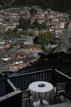 Starlight Hotel Hotels in Leishan