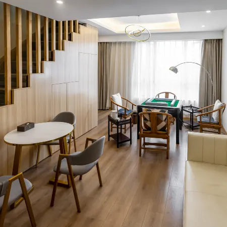 Emeishan Baiyin Hot Spring Smart Hotel