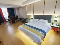 懷集柏丁飯店（步行街店） 六祖巖附近的飯店