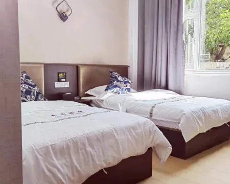 Minshang Homestay Hotels in Jiulong