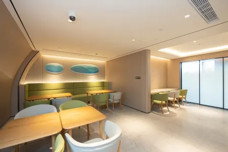 JI Hotel (Shanghai Qiantan Haiyang Road) Отели рядом с достопримечательностью «Chongfu Daoyuan»