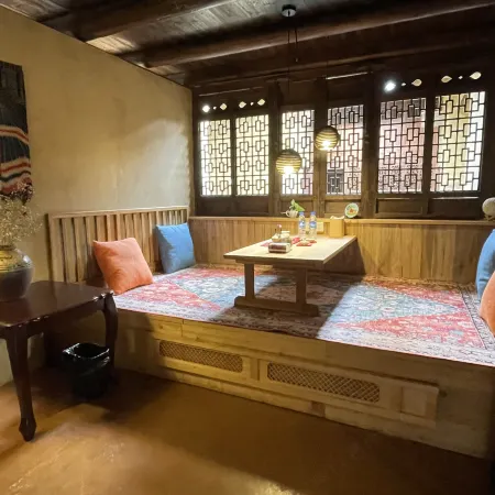 Old house homestay
