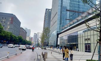 May First Beauty Stay (Changsha IFS Guojin Center Wuyi Square Metro Station Store