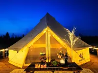 Dunhuang Star Night Camping Hotel