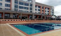 Golden Tulip Agulu Lake Hotel & Resort - Pools