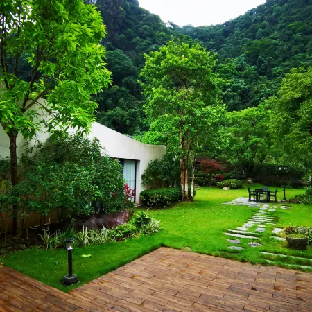 Mountain Lake Villa