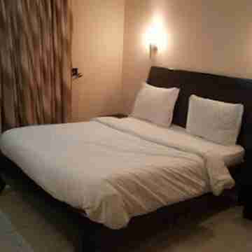 The Urban Oasis Hotel Rooms