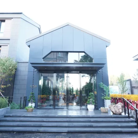Shanyutang Spring resort hotel