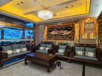 索縣塔嘎德大酒店