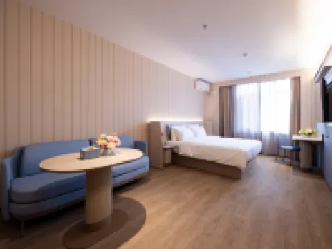 HanTing Hotel (Fuxin Zhangwu Zhonghua Road) Hotels in Zhangwu