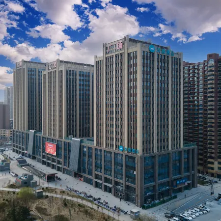 HanTing Hotel (Xingtai Yigou Qixi Plaza Tianyi City)